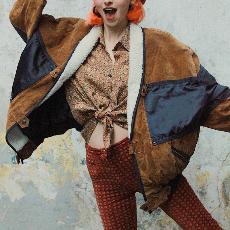 12430420-A70A-773F-FCF0-53F7C3648834.jpg Women Retro Graphic Suede Patchwork Coat Jacket - Image 1